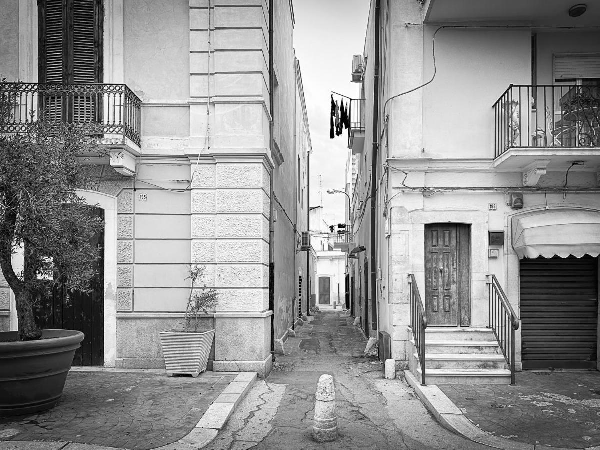 Marbel Suite Adelfia Esterno foto